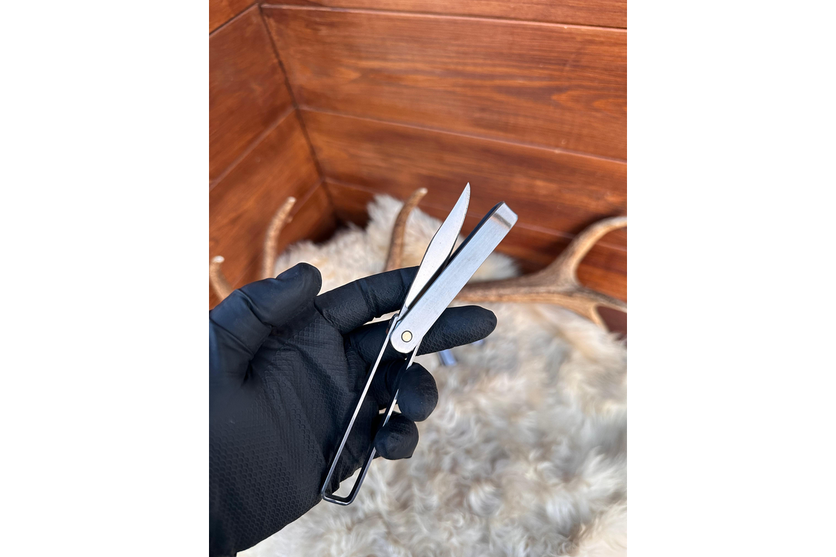 enkidu Metal-Bodied Pocket Knife